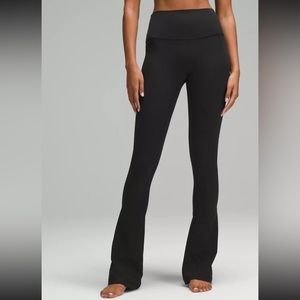 New! Lululemon Align High Rise Mini Flare 28in